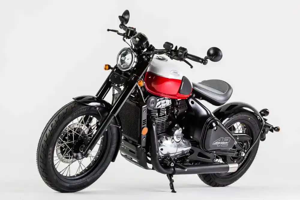 JAWA 350 CL Bobber - Profesionální kvalita