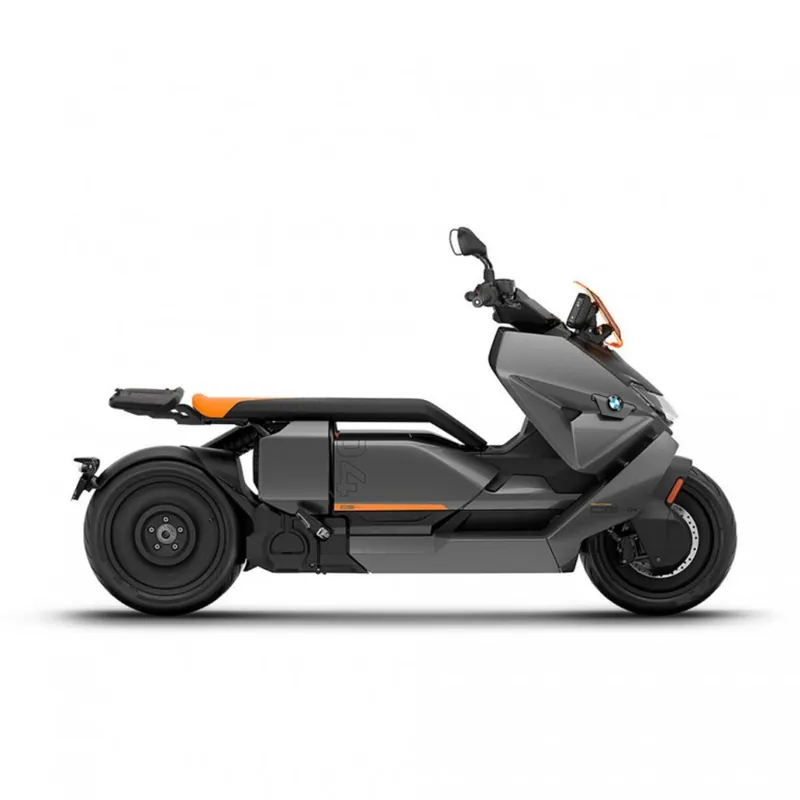 Čerstvá novinka - Montážní sada Top Master SHAD W0CE42ST pro BMW CE 04 2022-2026